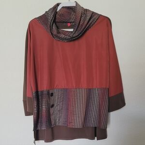 IC Collection Rust Top with Stripe constrast size M